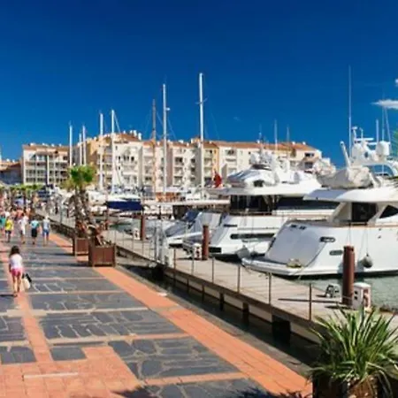 Studio Le Pharo, Plage, Piscine, Centre Port