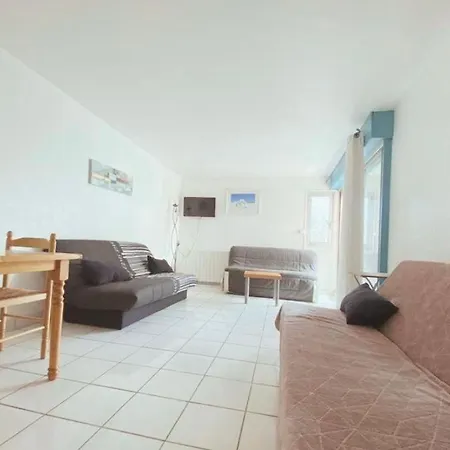 Studio Le Pharo, Plage, Piscine, Centre Port